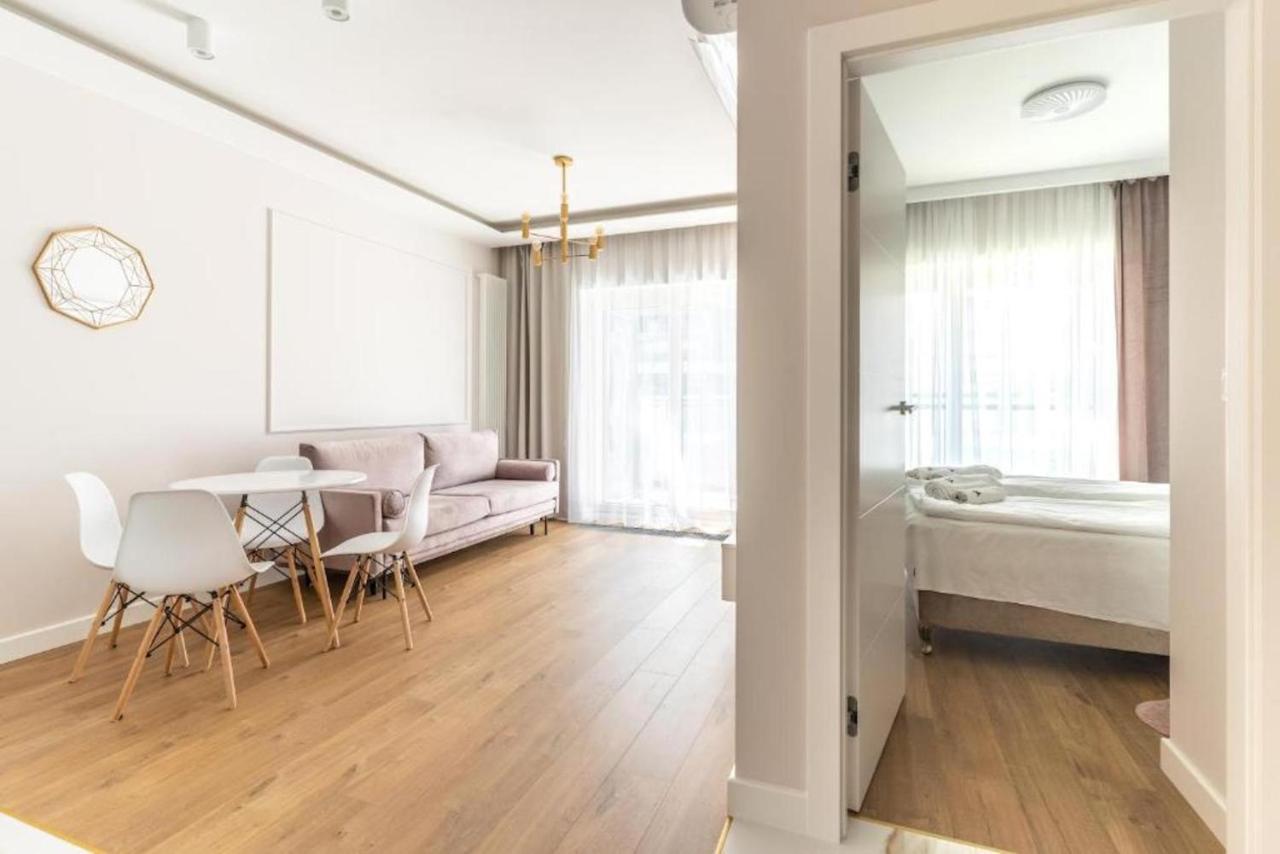 Apartament Mennica Residence - Golden Apartments - Comfortable And Stylish Varšava Exteriér fotografie